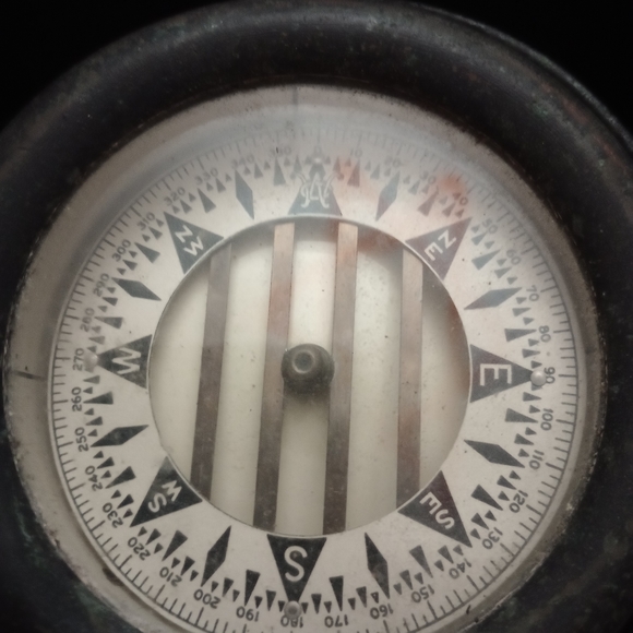 Compass - Picture 3 of 7